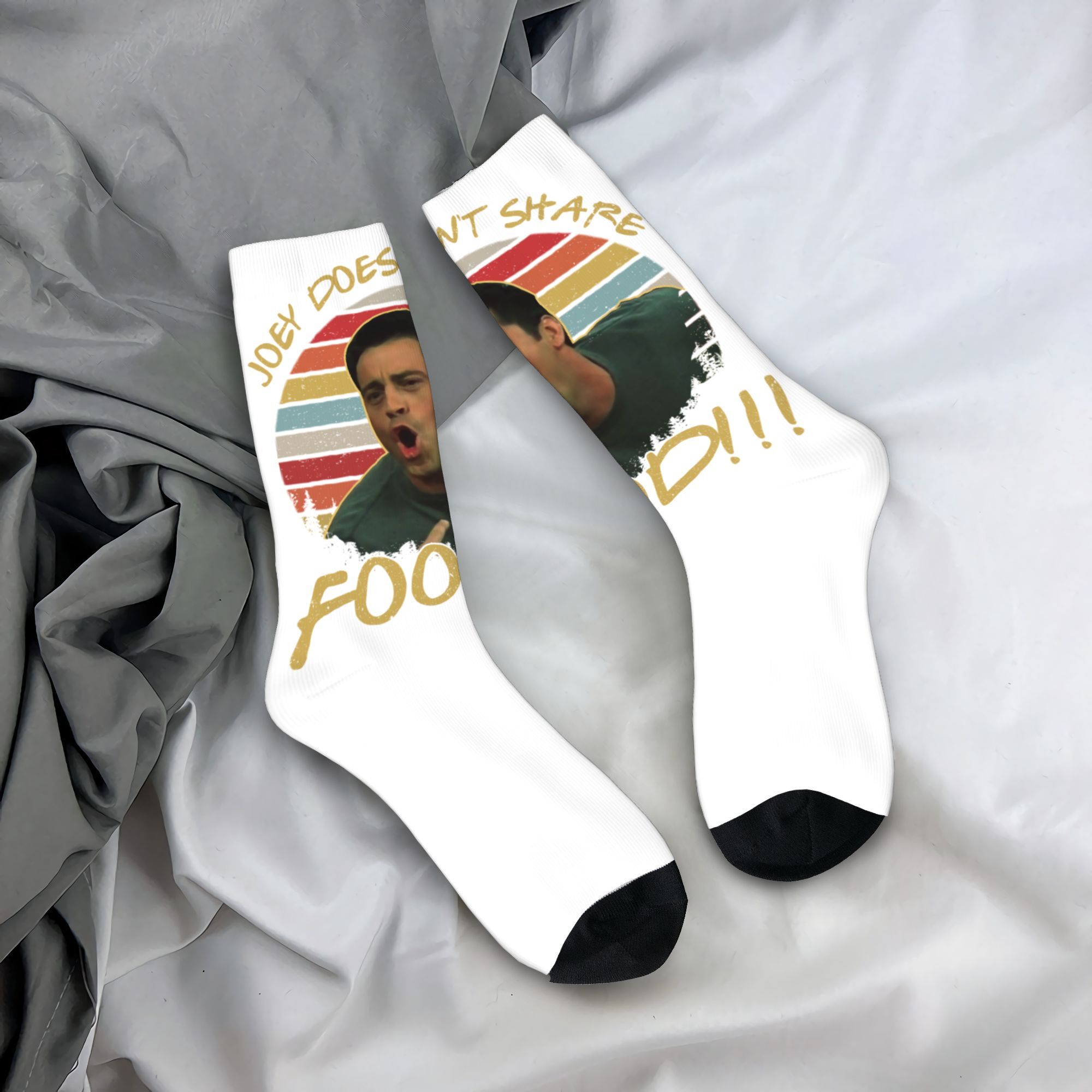 Custom Friends Tv Show Men Wom - No Show Sock Women のレビューと価格