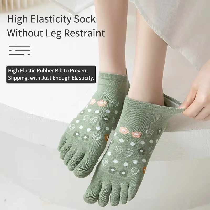 3 Pairs of Women's Spring and  - Toe Sock Split のレビューと価格