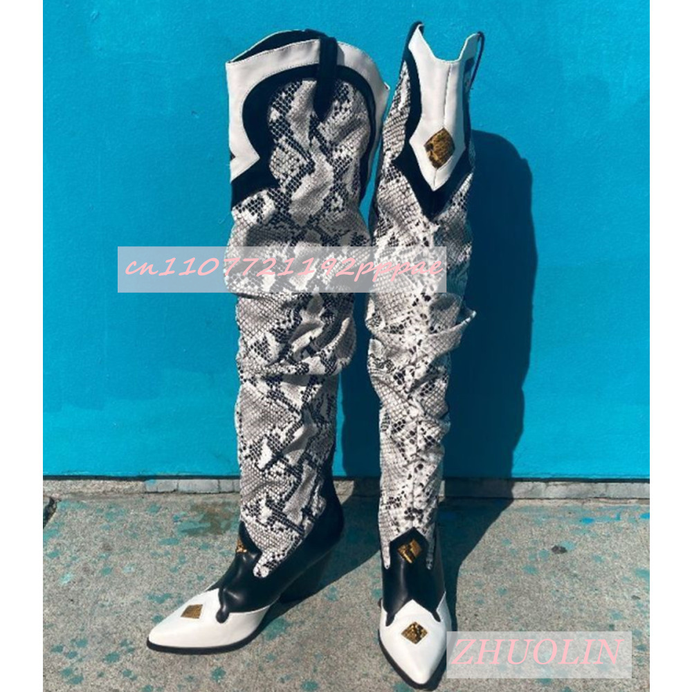 Winter Embroidered Snake Patte - Knee High Sock Women のレビューと価格