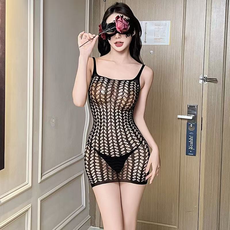 Sexy bodysuit with open crotch - Fishnet Stocking Women のレビューと価格