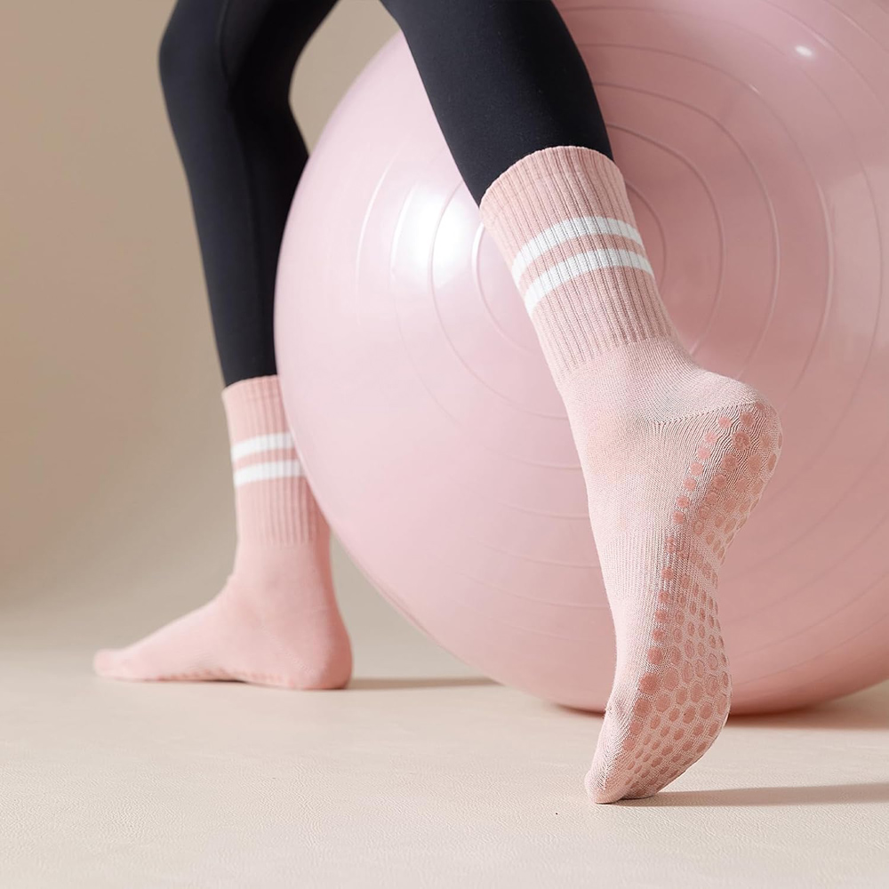 Yoga Pilates Socks with Grips  - Grip Sock Yoga のレビューと価格