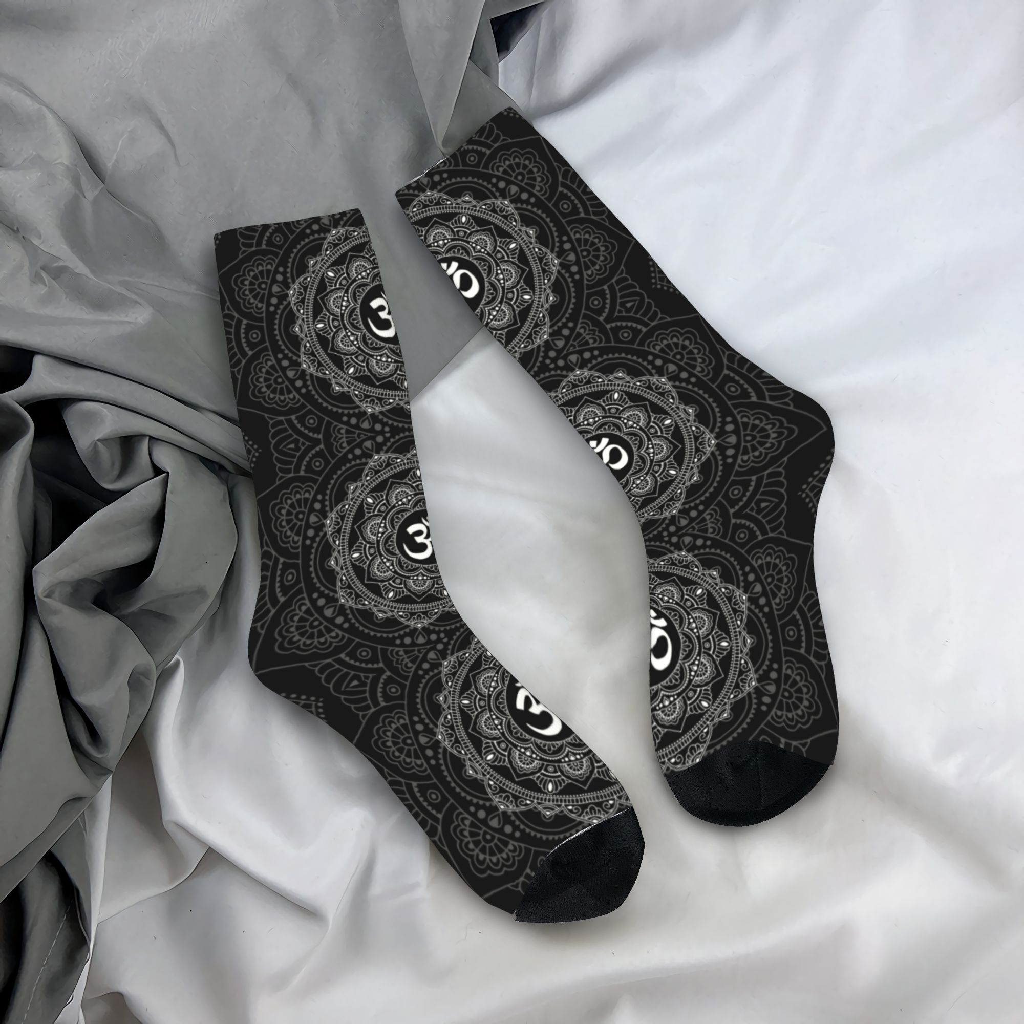 Custom Om Mandala Dress Socks  - Dress Sock Men のレビューと価格
